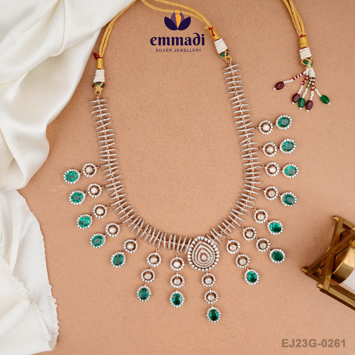 Maya's Two Colour Stones Green Necklace: Handcrafted Indian Jewellery