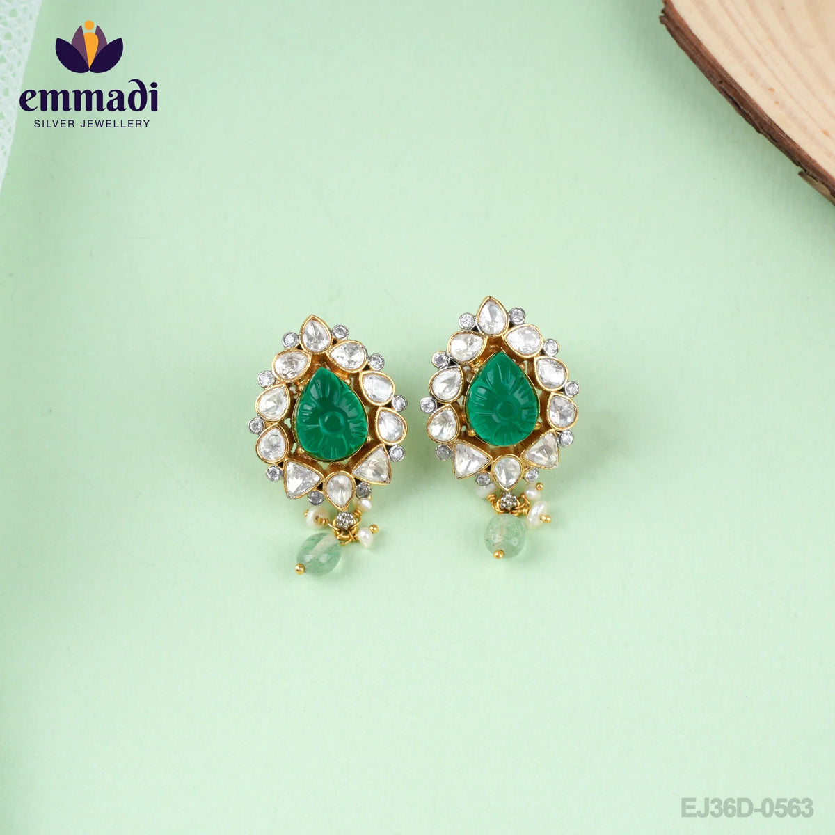 Alesa Sanskriti: Handcrafted Gold Plated Silver Ear Tops/Studs - Victorian Green