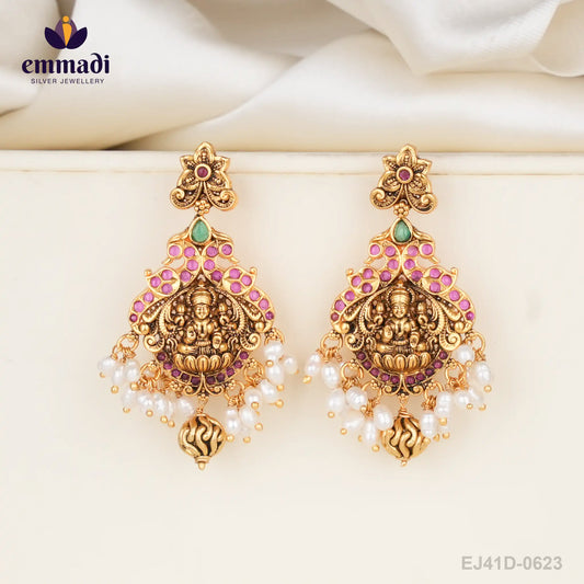 Baishali Nakshi Multi Hangings