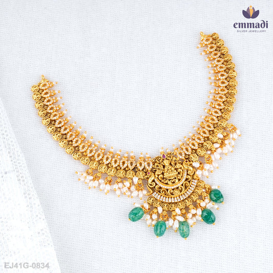 Divisha Elegant White Nakshi Necklace