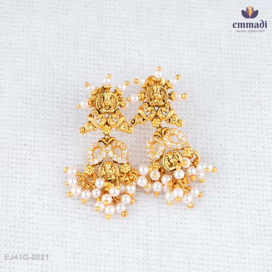Kanisha Elegant White Nakshi Hangings