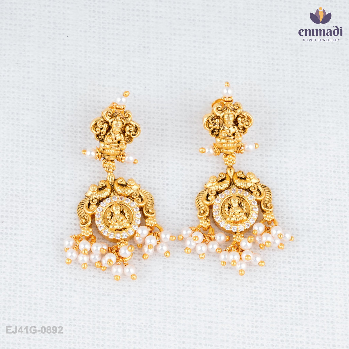 Sita's Elegance: White Nakshi Hangings