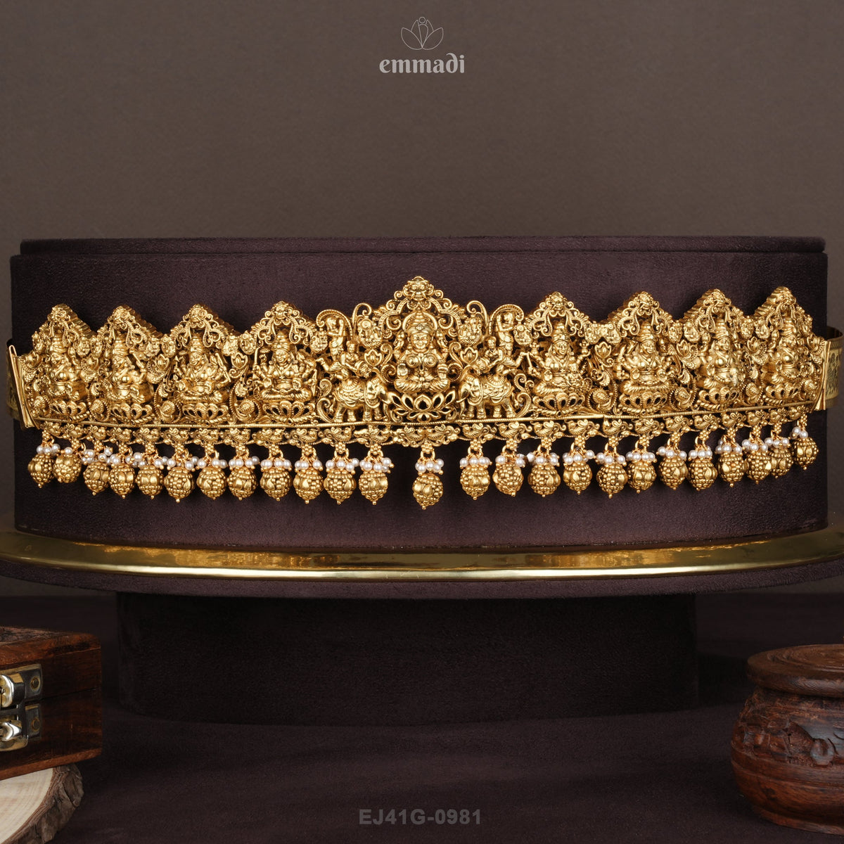 Gyatri Vaddanam Nakshi Jewelry - Multi Color