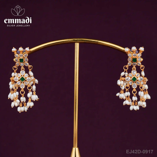 Mahagauri Guttapusalu Green Hangings