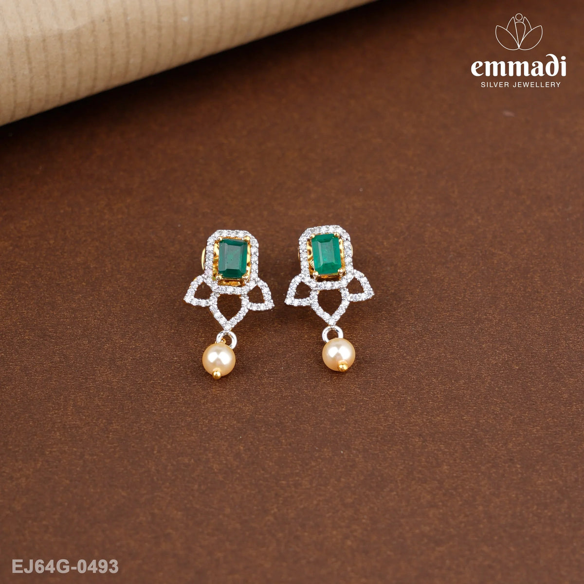 Chandrabrati Premium Cz Green Studs