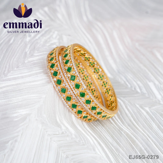 Raja Lakshmi Stone Green Bangles