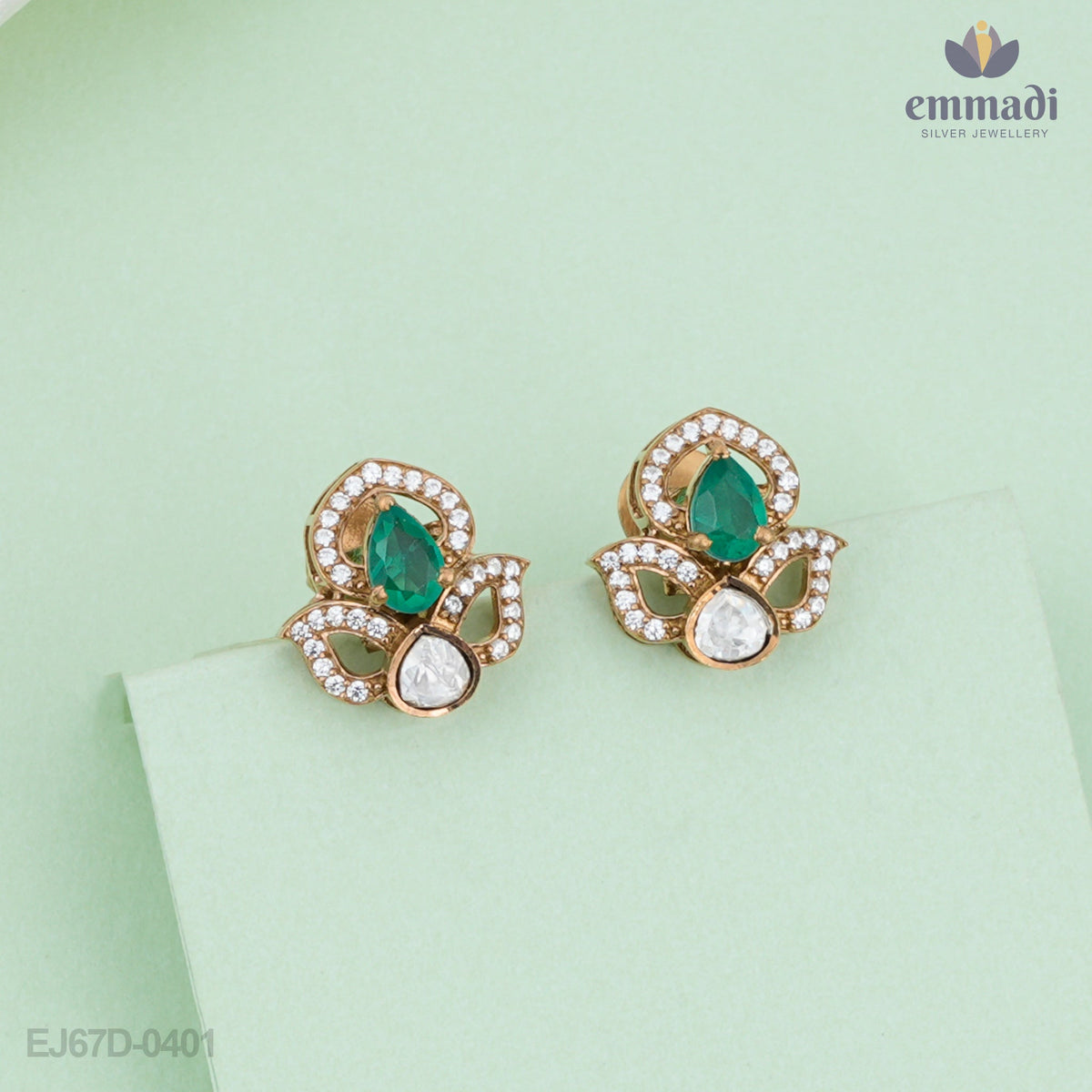 ### Title: Raviya Stunning Victorian Green Studs Jewellery