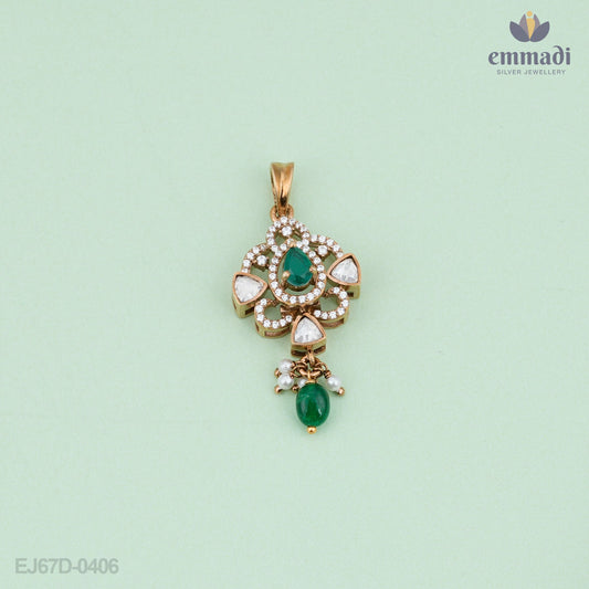 Kanimozhi Exquisite Victorian Green Pendant