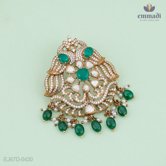 Nayantara Victorian Green Pendant Elegance