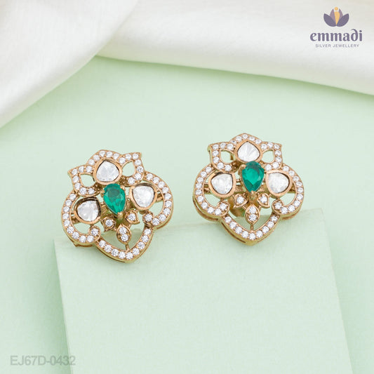 ### Title: Rishika Elegant Green Victorian Studs