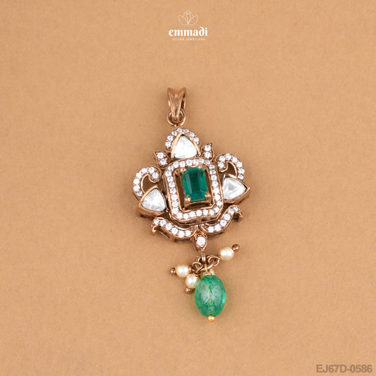 Victorian Green Pendant and Studs Jewellery Collection