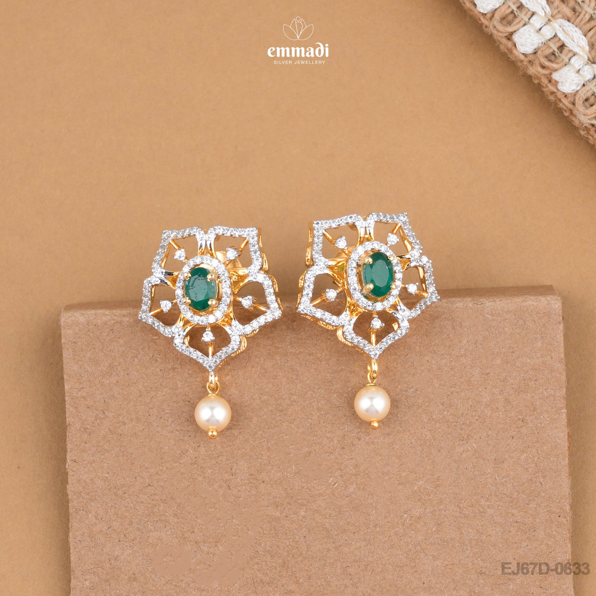 Farina Premium CZ Green Studs