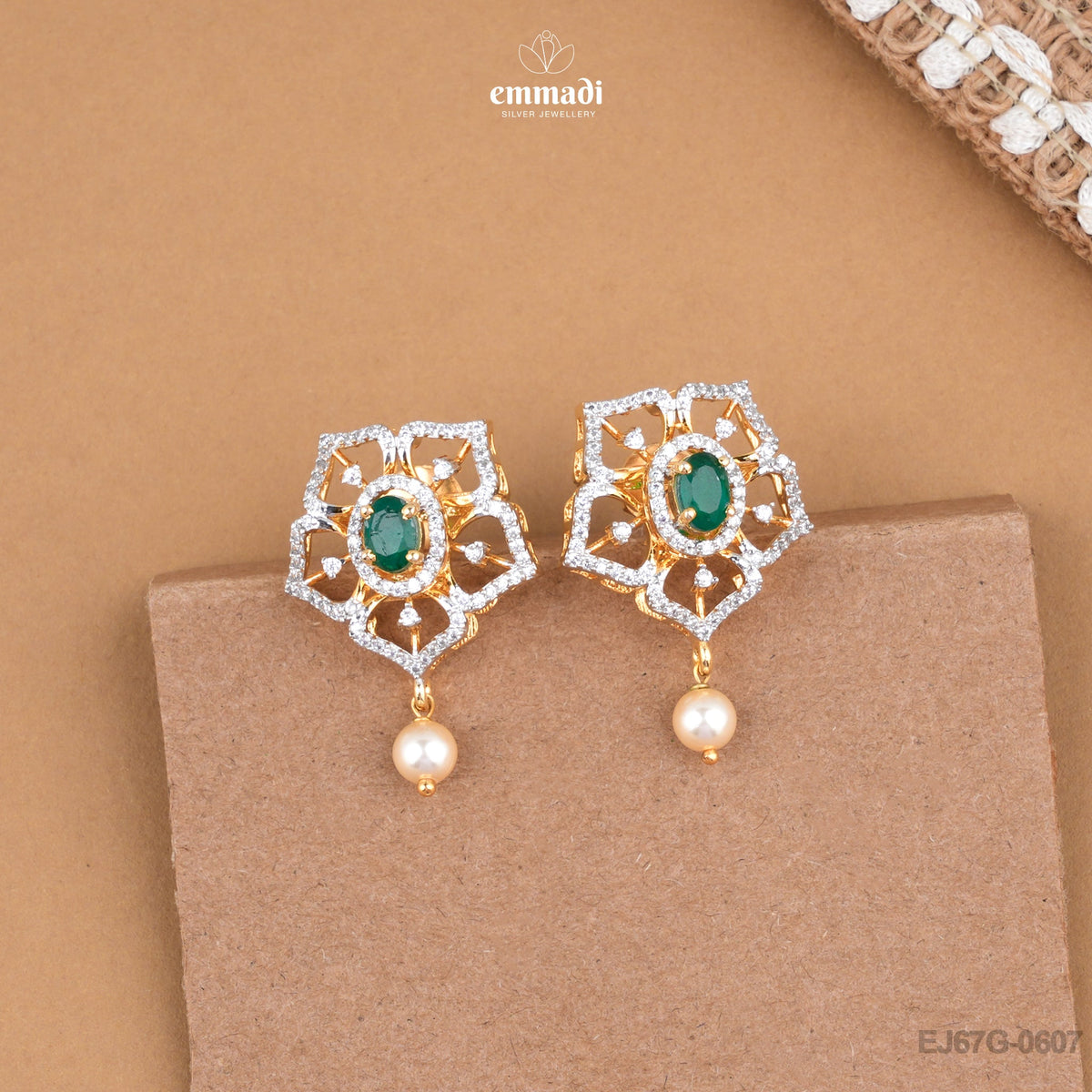 Darkash Elegant Green Premium CZ Studs