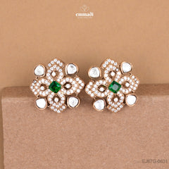 Chameli Victorian Green Studs Jewelry