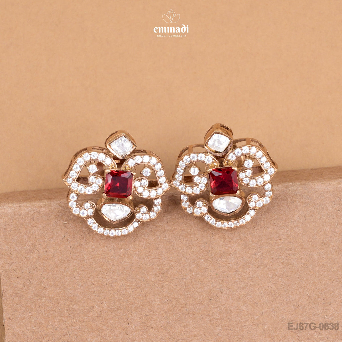 Website Beauty in Victorian Red Studs
