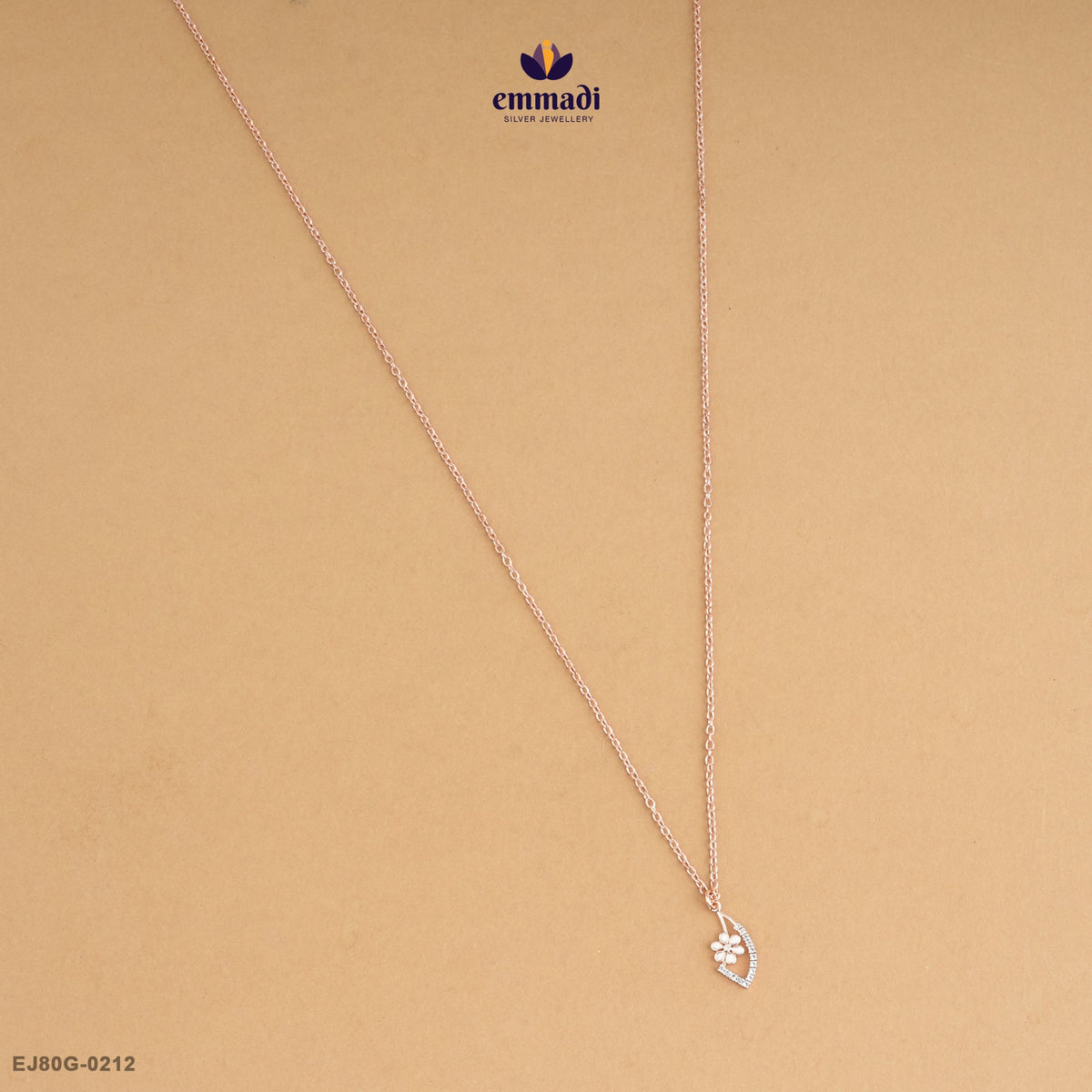 DAMYANTI Elegant White Fancy Chain Jewellery