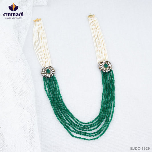 AMALDEEPTI Victorian Green Long Necklace