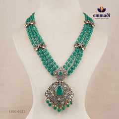 Payal Victorian Green Long Necklace