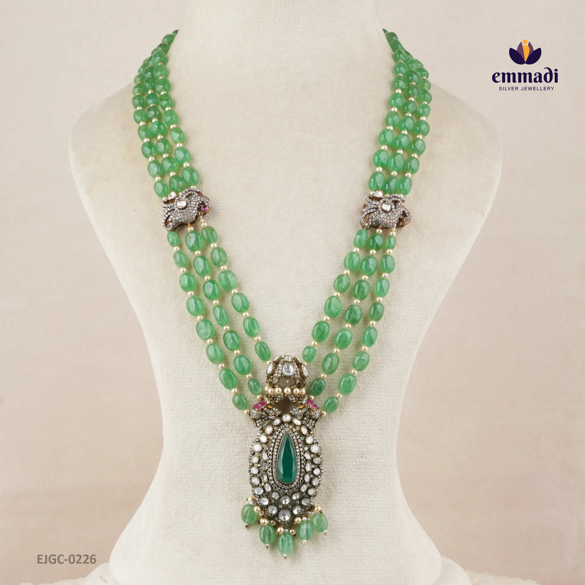 Kaandhal Victorian Green Long Necklace